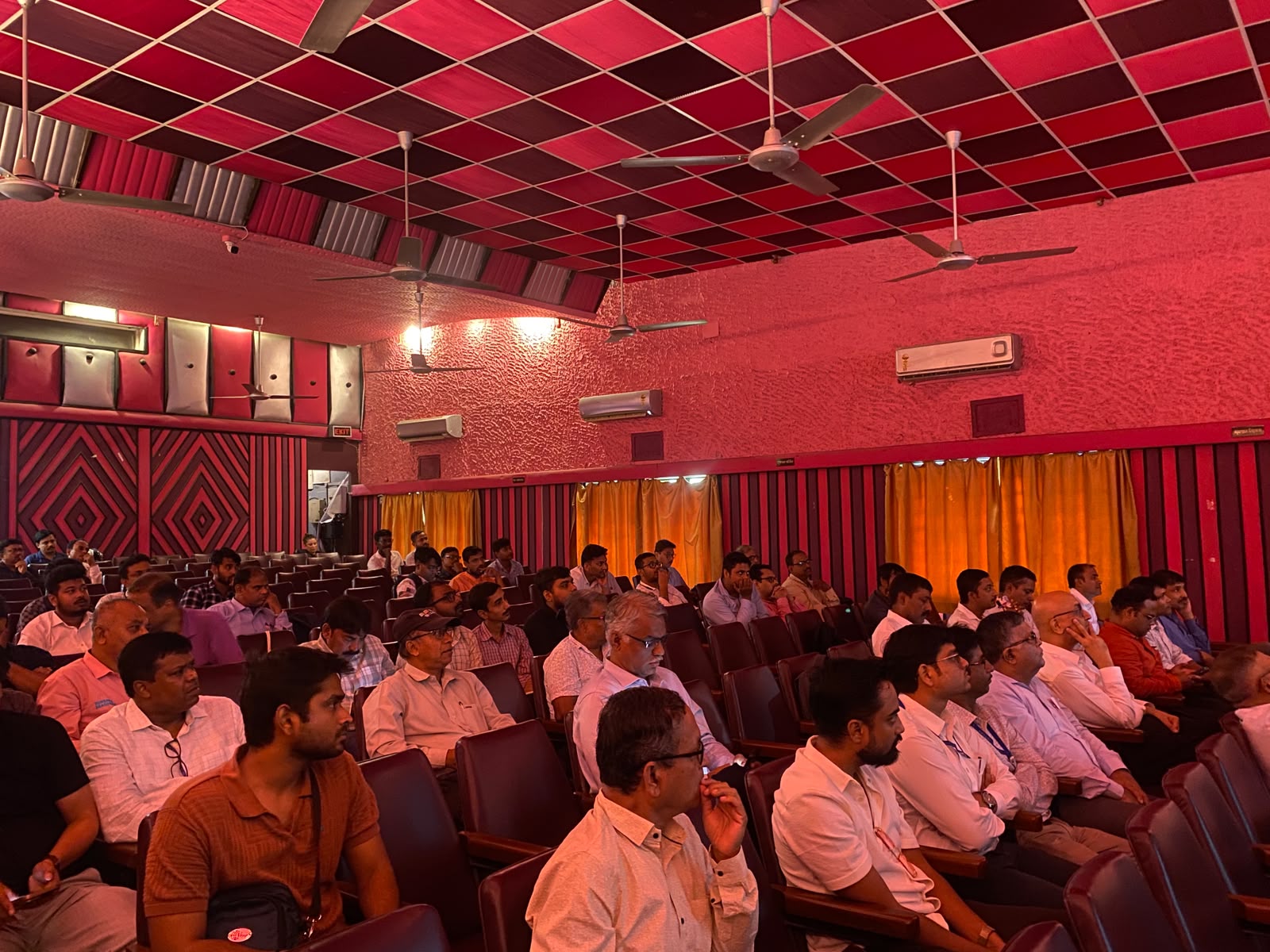Delegates and organisers at the ISEE Kolkata Workshop